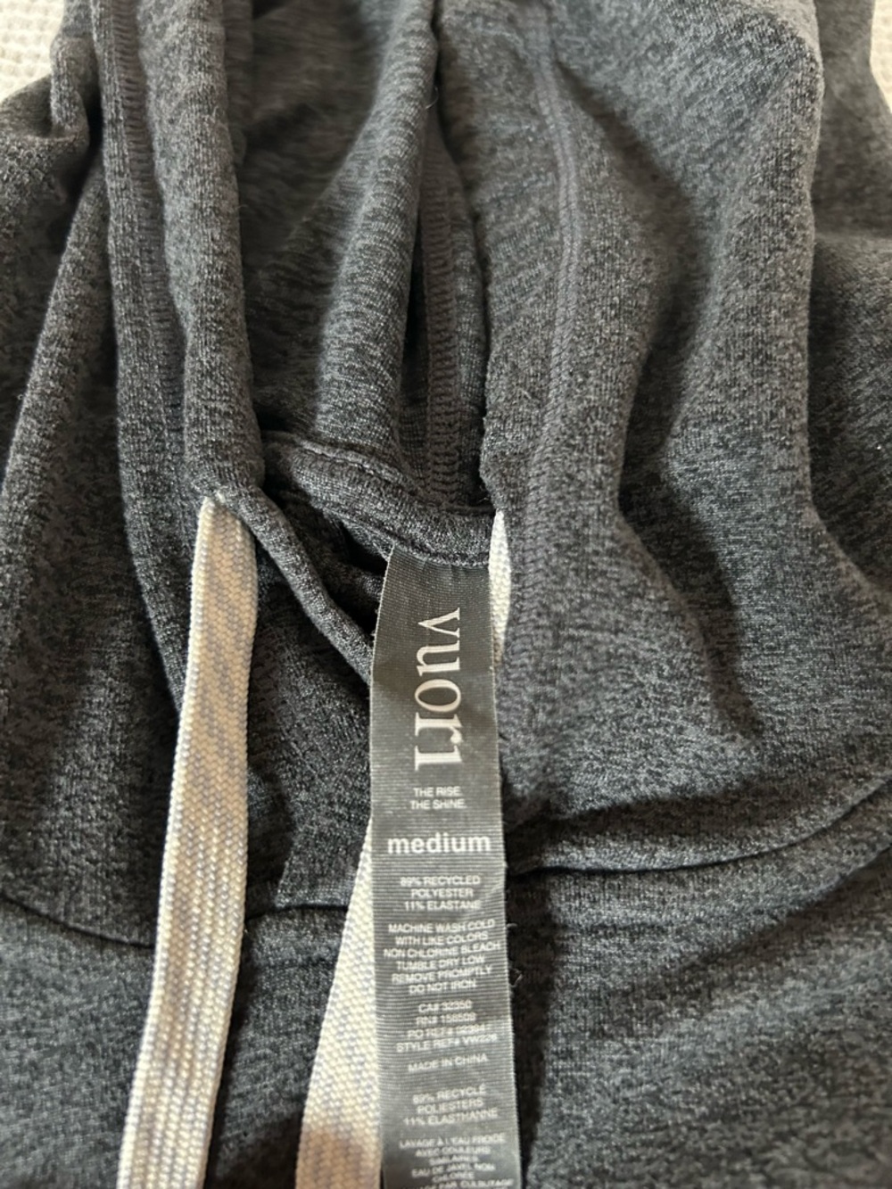 Vuori Women’s Soft Hoodie Charcoal Gray size medium - Picture 8 of 9